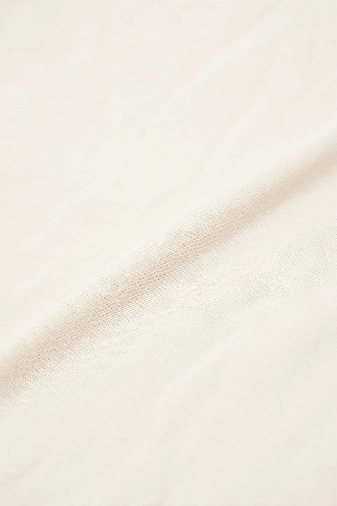 CLASSIC LITE POCKET TEE IN OAT