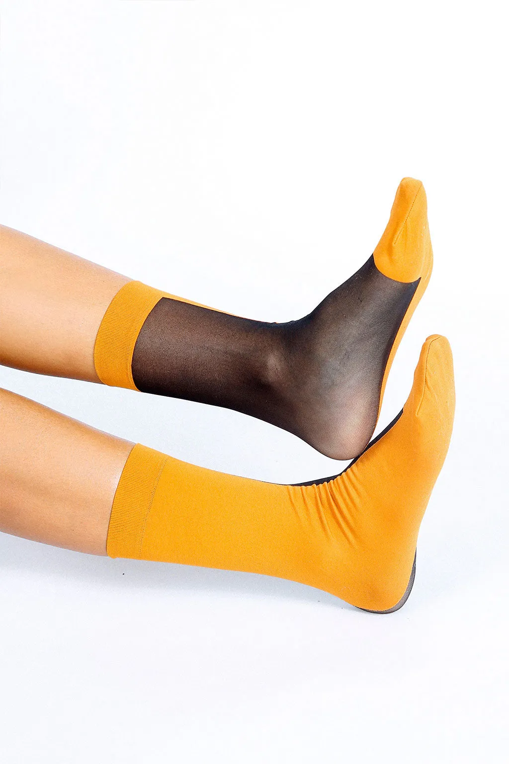 Dual Color Block Nylon Ankle Sock
