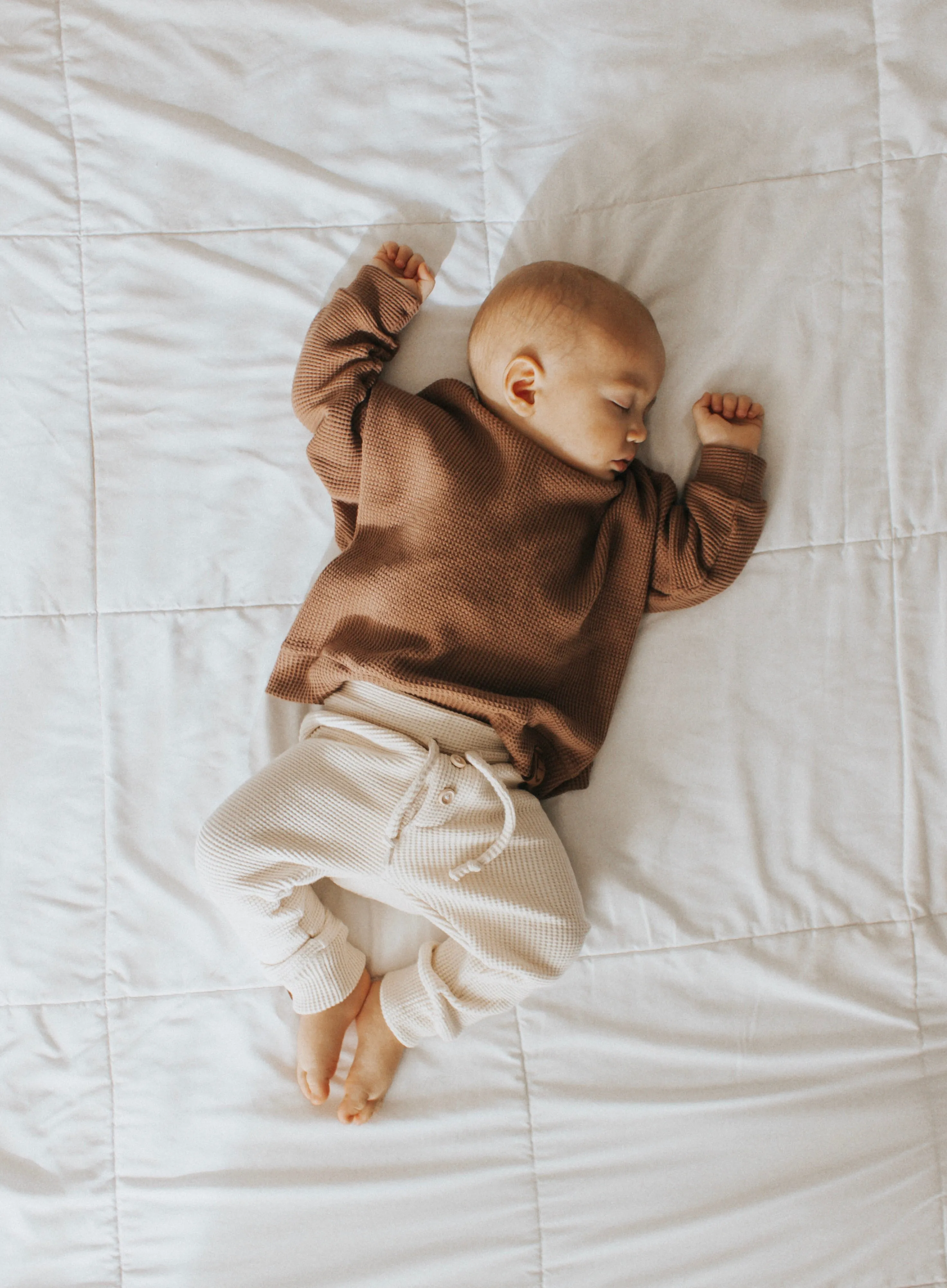 Organic Waffle Knit Crew Neck Pullover - Brown