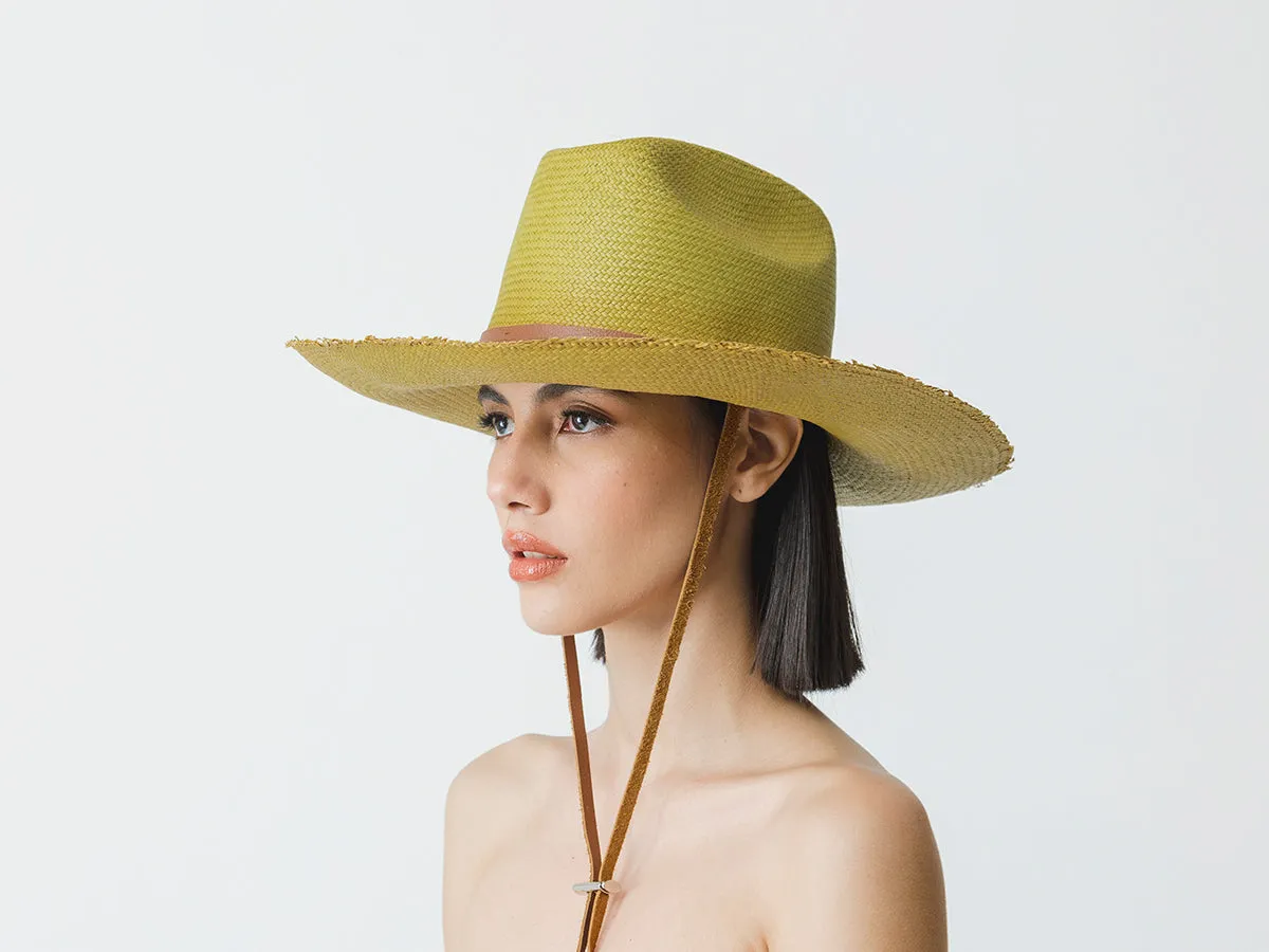 "Llano" Frayed Texas Long Brim With Adjustable Leather Band
